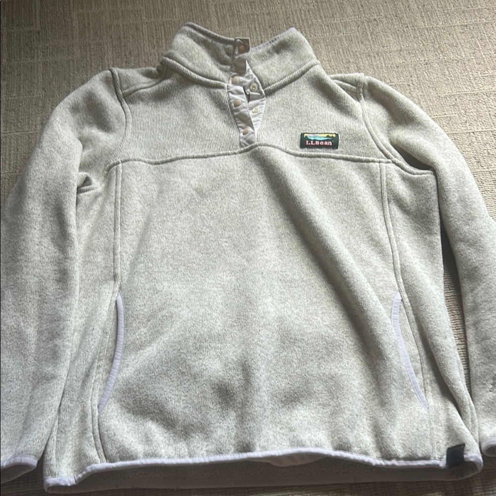 L.L. Bean Light Gray Fleece Pullover